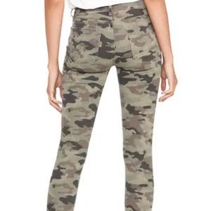 Hudson Barbara High Rise Super Skinny Camo Jean 27